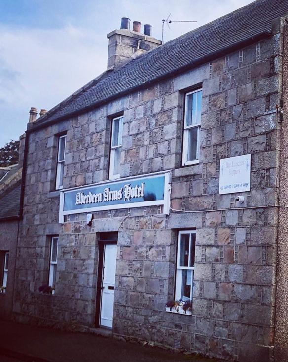 The Aberdeen Arms Hotel Tarves Buitenkant foto